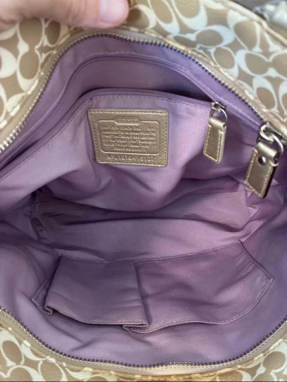 Coach Chelsea Signature Jacquard Stripe Tote and Wristlet Wallet Set - Picture 8 of 16